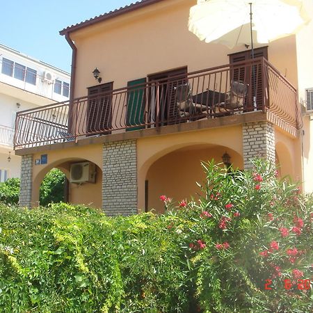 Apartments Renata Primošten Εξωτερικό φωτογραφία