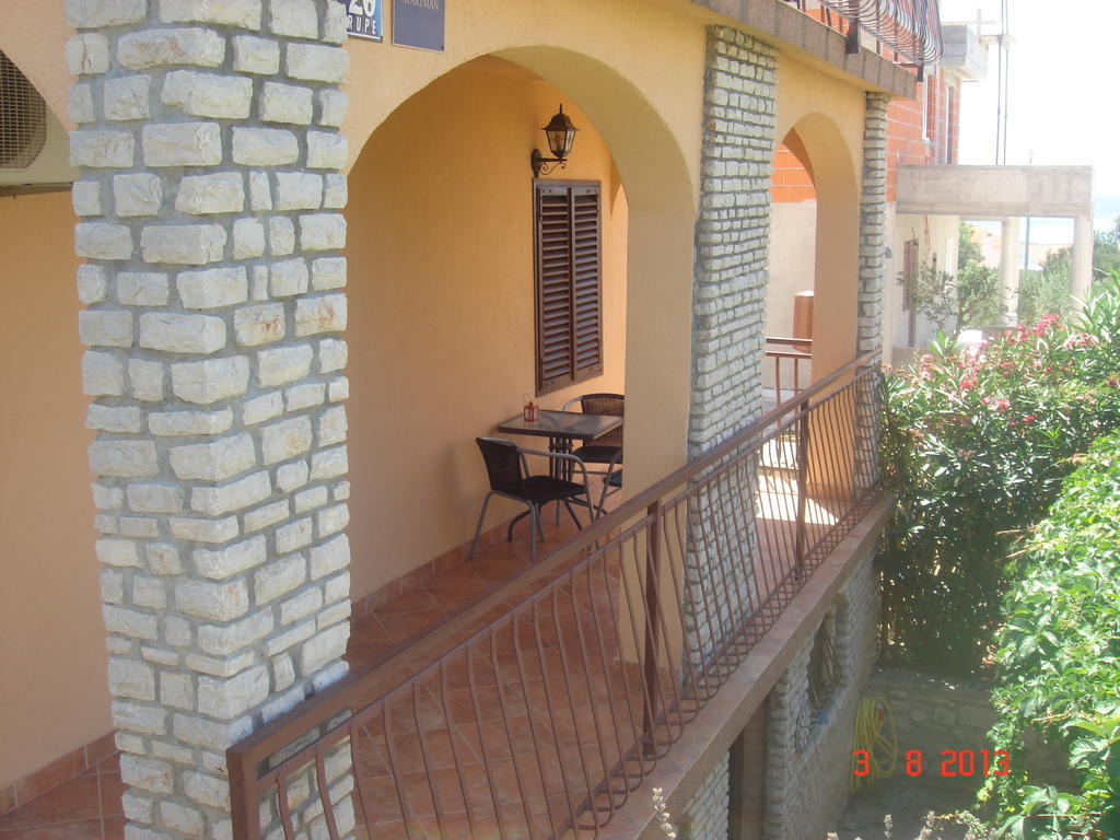 Apartments Renata Primošten Δωμάτιο φωτογραφία